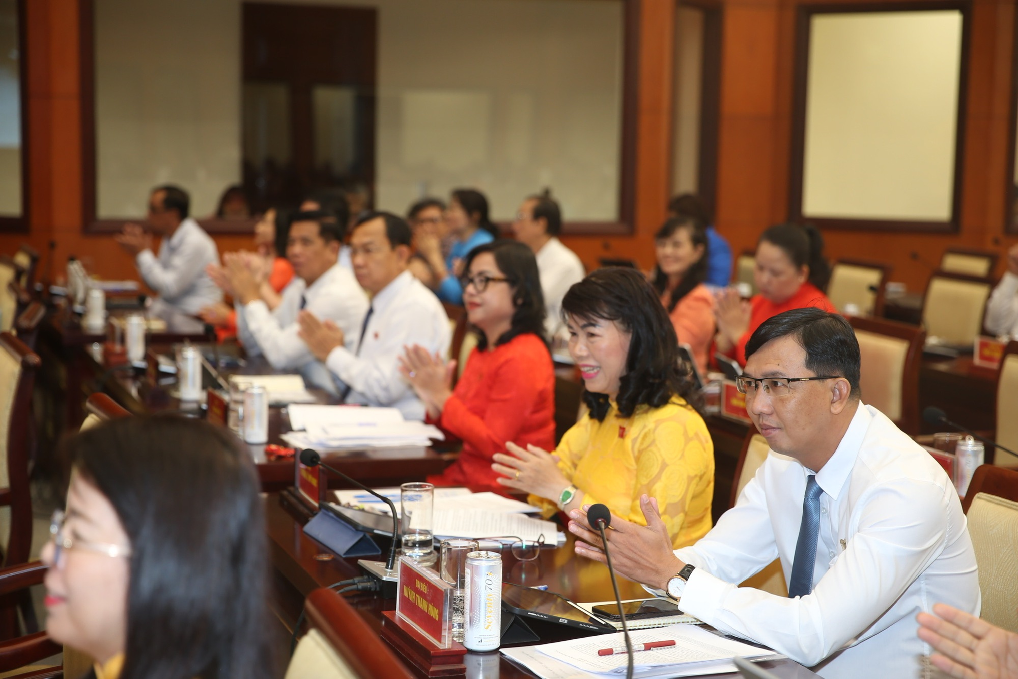 HĐND TPHCM thông qua Nghị quyết về triển khai thực hiện Nghị Quyết 98